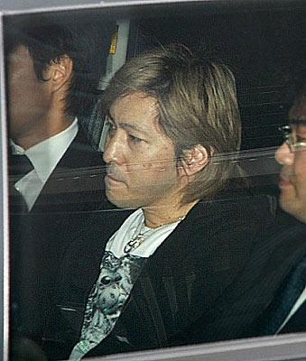 小室哲哉昨日被捕