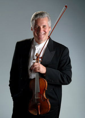 音乐家平夏斯-祖克曼简介