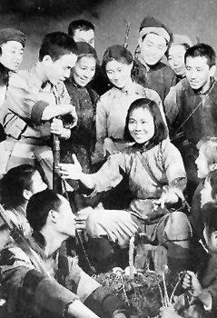 新中国60年音乐路：《洪湖水浪打浪》(1958)