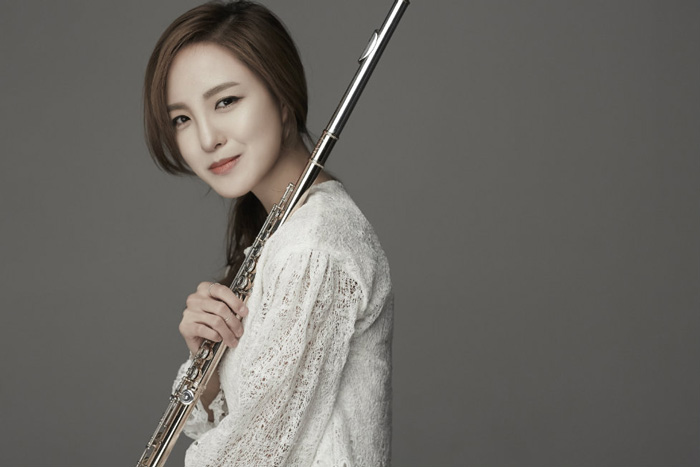 长笛演奏家崔娜卿写真（1）